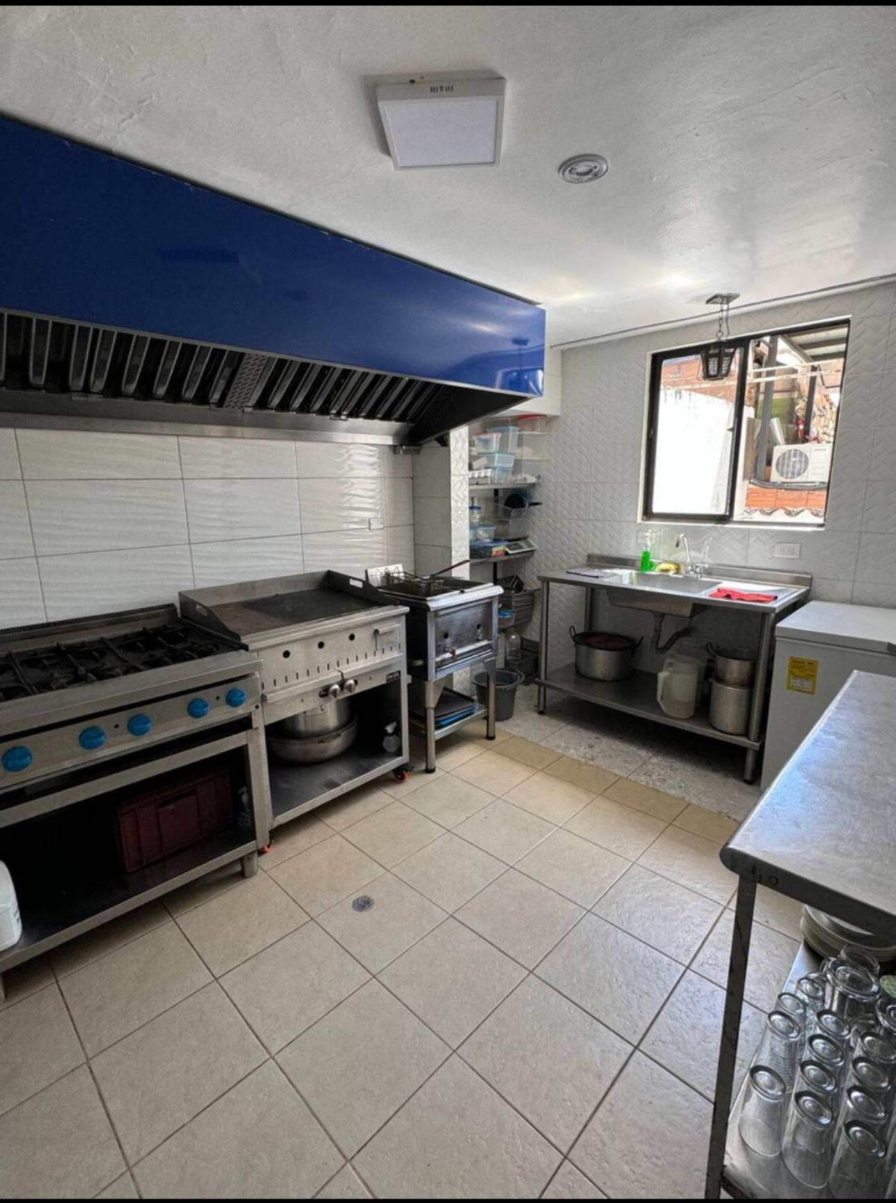 New Memphis Hostal Μεντεγίν Εξωτερικό φωτογραφία
